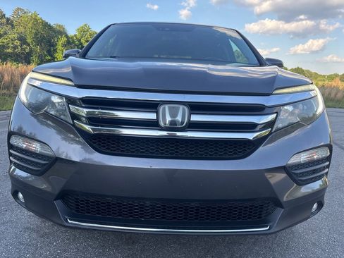Used 2018 Honda Pilot Elite image 8