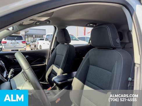 Used 2024 GMC Terrain SLE FWD image 6