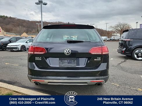 Used 2018 Volkswagen Golf Alltrack SE image 27