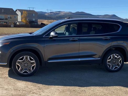 Used 2023 Hyundai Santa Fe Limited image 5