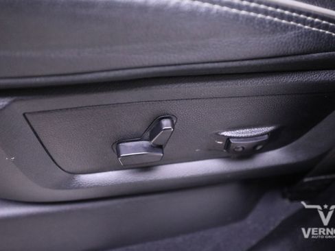 Used 2024 RAM 3500 Limited image 14