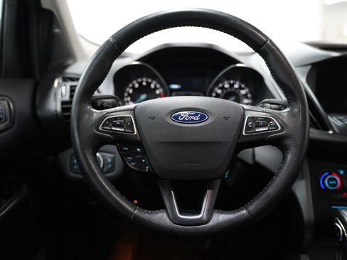 Used 2018 Ford Escape SEL w/ Ford Safe & Smart Package AWD/4WD image 15