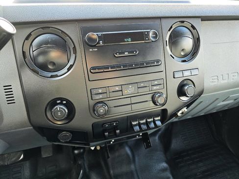 Used 2016 Ford F250 XL w/ Power Equipment Group image 16