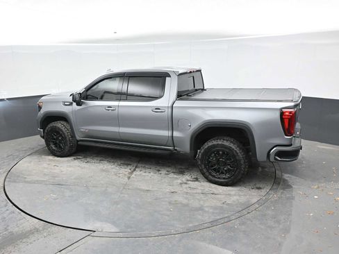 Used 2025 GMC Sierra 1500 AT4 w/ AT4 Premium Package AWD/4WD image 13