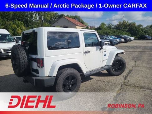Used 2012 Jeep Wrangler Sahara AWD/4WD image 7