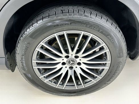Used 2026 Mercedes-Benz GLC 300 image 33