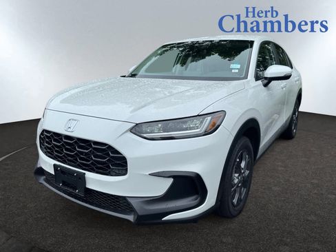 New 2026 Honda HR-V LX image 10