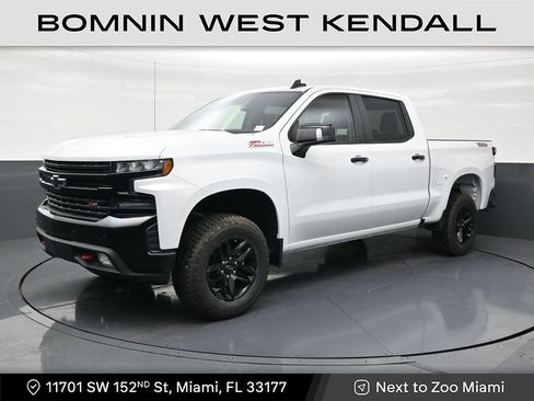 Used 2022 Chevrolet Silverado 1500 LT Trail Boss w/ Safety Package AWD/4WD image 1