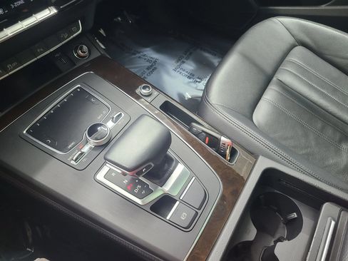 Used 2019 Audi Q5 2.0T Premium Plus AWD/4WD image 35