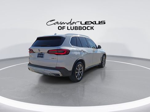 Used 2021 BMW X5 sDrive40i w/ Premium Package RWD image 8