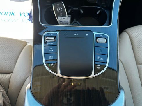 Used 2022 Mercedes-Benz GLC 300 4MATIC image 18