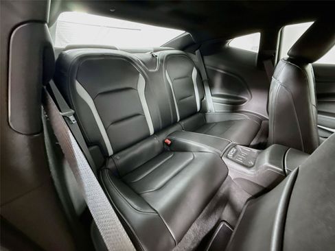 Used 2021 Chevrolet Camaro SS RWD image 28