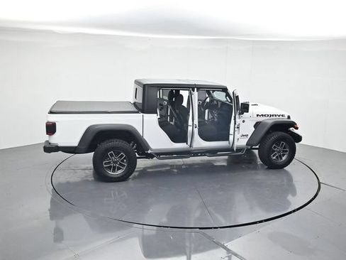 Used 2024 Jeep Gladiator Mojave w/ Technology Group AWD/4WD image 36