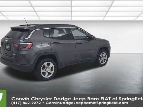 Certified 2024 Jeep Compass Latitude image 15