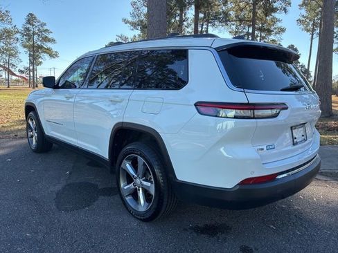 Used 2022 Jeep Grand Cherokee L Limited image 6