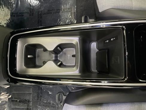 Used 2023 Volkswagen ID.4 Pro RWD image 23