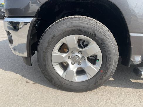 New 2026 RAM 1500 4x4 Quad Cab image 29