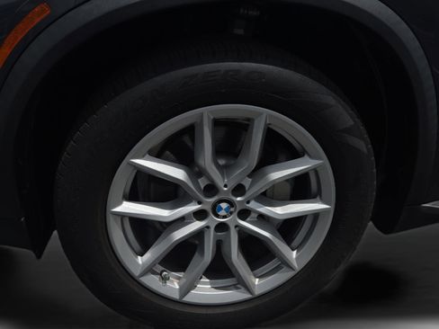 Used 2021 BMW X5 xDrive40i w/ Convenience Package image 21