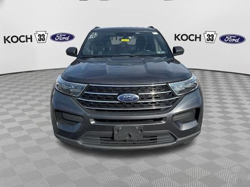 Used 2020 Ford Explorer XLT AWD/4WD image 2