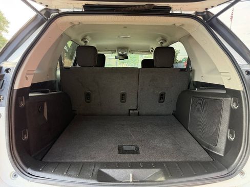 Used 2014 GMC Terrain SLE w/ LPO, Protection Package AWD/4WD image 16