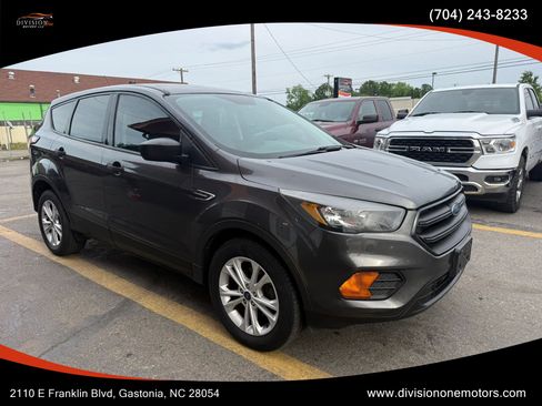 Used 2018 Ford Escape S FWD image 1