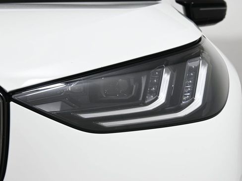 Certified 2025 BMW X3 M50 w/ Premium Package image 11