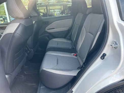 Used 2026 Subaru Forester Premium AWD/4WD image 28
