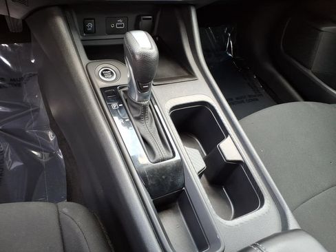 Used 2024 Nissan Sentra S FWD image 9