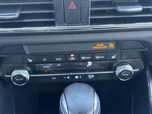 Used 2019 MAZDA CX-9 Touring image 24