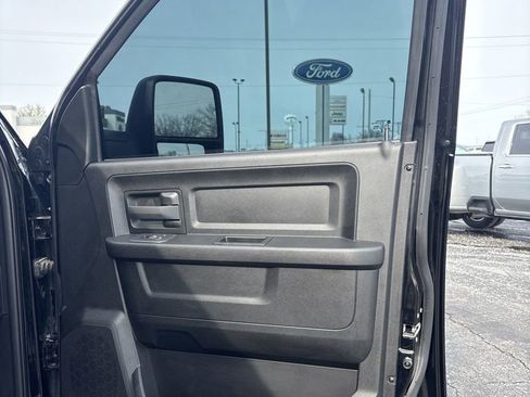 Used 2025 RAM 3500 Tradesman w/ Chrome Appearance Group image 31