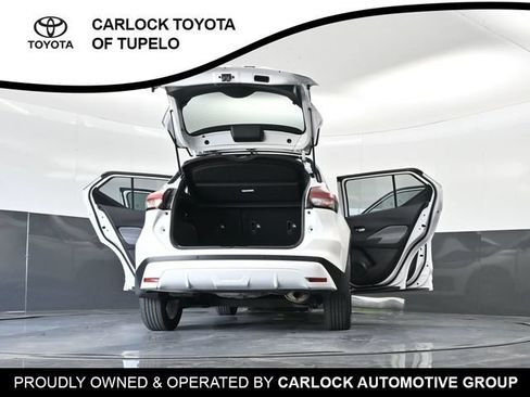 Used 2023 Nissan Kicks SR w/ SR Premium Package FWD image 54