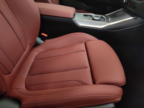 Used 2026 BMW 330i Sedan w/ Premium Package image 25