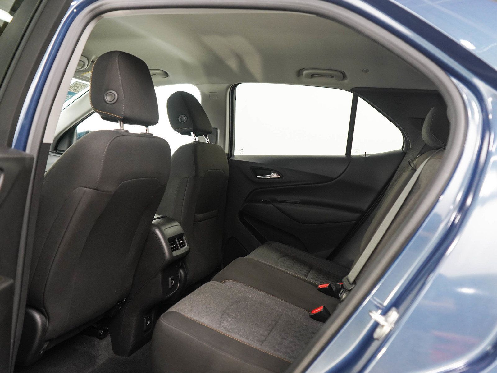 Used 2024 Chevrolet Equinox LT AWD/4WD image 18
