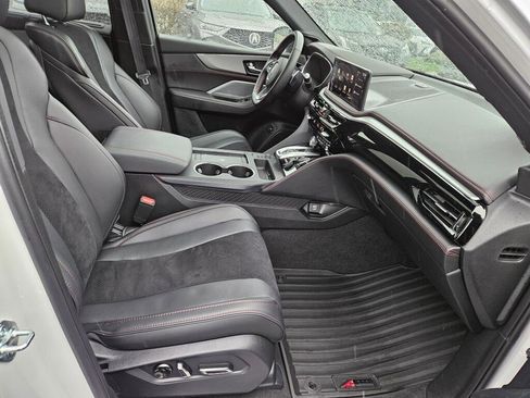 Certified 2025 Acura MDX A-Spec image 11