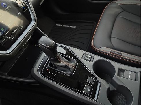 Certified 2025 Subaru Crosstrek 2.5i Limited w/ Crosstrek Mirror Package image 21