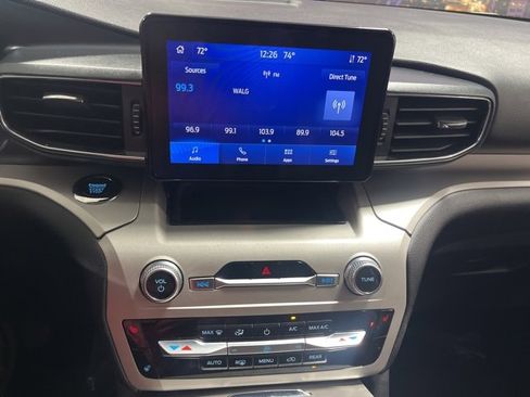 Used 2023 Ford Explorer XLT w/ Equipment Group 202A image 18