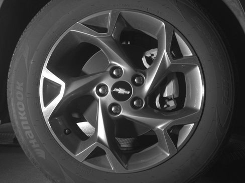 Used 2025 Chevrolet Trax LT image 13