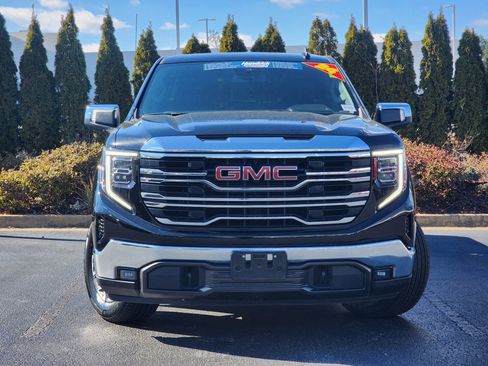Used 2024 GMC Sierra 1500 SLT image 5