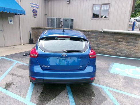 Used 2018 Ford Focus SE FWD image 6