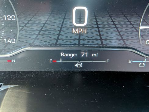 Certified 2025 GMC Sierra 1500 Denali image 23