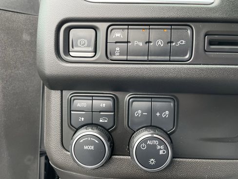 Used 2021 Chevrolet Tahoe RST w/ Luxury Package image 14