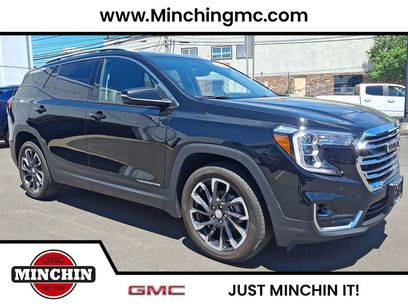 Used 2022 GMC Terrain SLT w/ Tech Package