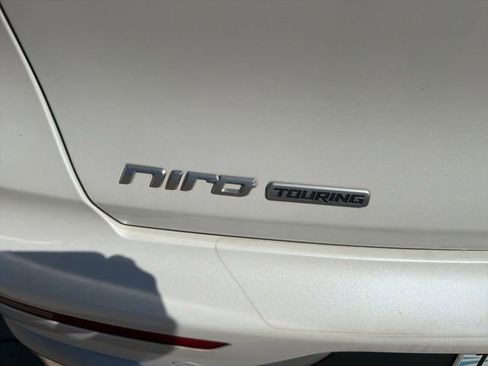 Used 2017 Kia Niro EX image 5