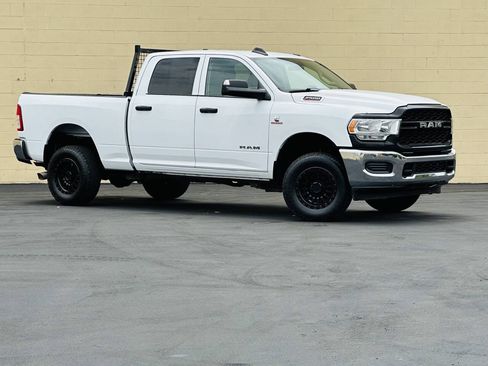 Used 2020 RAM 2500 Tradesman AWD/4WD image 2