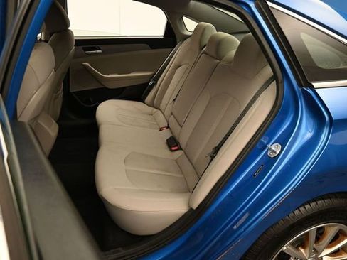 Used 2019 Hyundai Sonata SE FWD image 25
