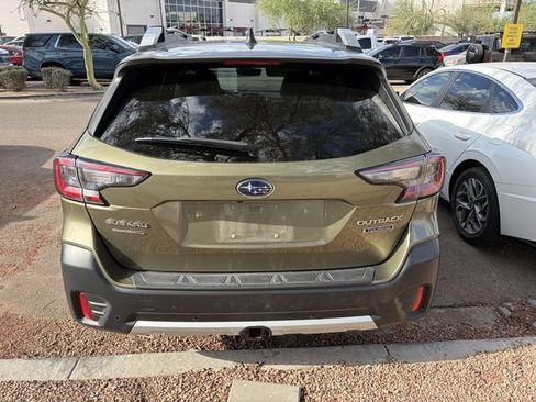 Used 2022 Subaru Outback Touring AWD/4WD image 3