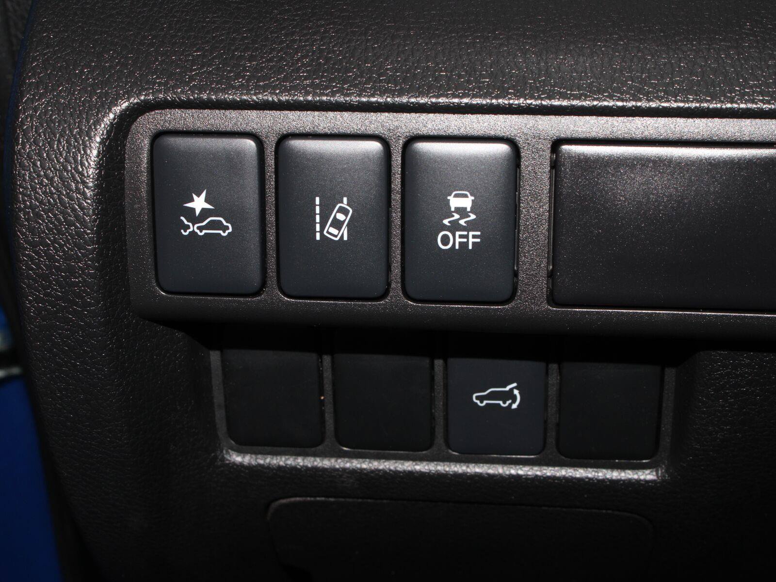Used 2025 Mitsubishi Eclipse Cross AWD image 12