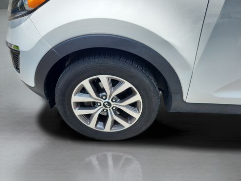 Used 2015 Kia Sportage LX AWD/4WD image 24