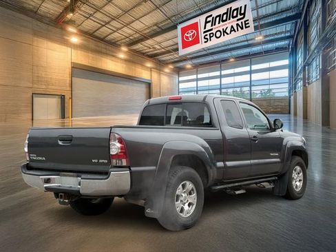 Used 2011 Toyota Tacoma 4x4 Access Cab V6 image 4