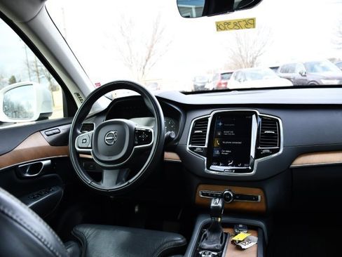 Used 2020 Volvo XC90 T6 Inscription w/ Protection Package Premier image 15